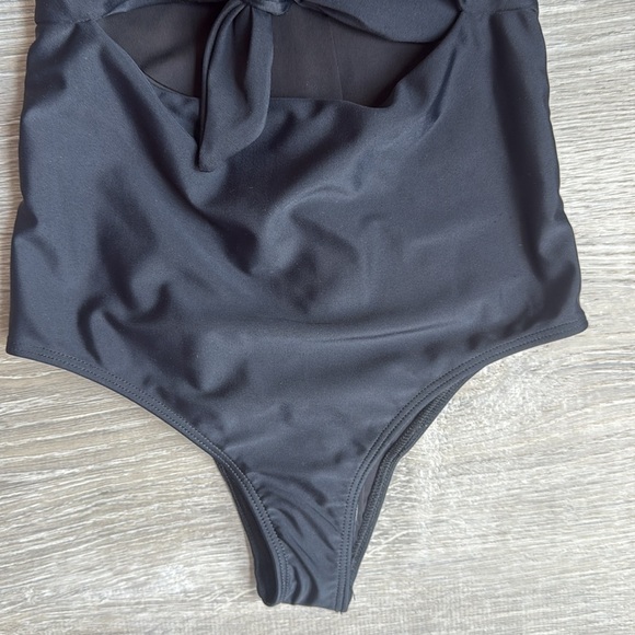 NEW Beach Riot Mia Black Double Knot One Piece Swimsuit XS - Picture 4 of 11